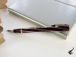 Stylo plume Visconti Divina Elegance Bordeaux, résine, KP18-08-FP