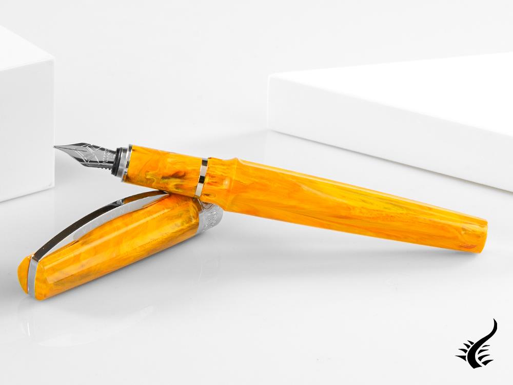 Visconti Mirage Ambar Fountain Pen, Injected resin, KP09-02-FP